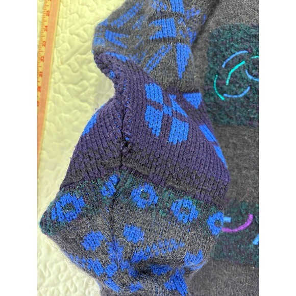 Vintage B Max Men’s Retro Blue Abstract Vneck Knit Sweater size large - Picture 5 of 5